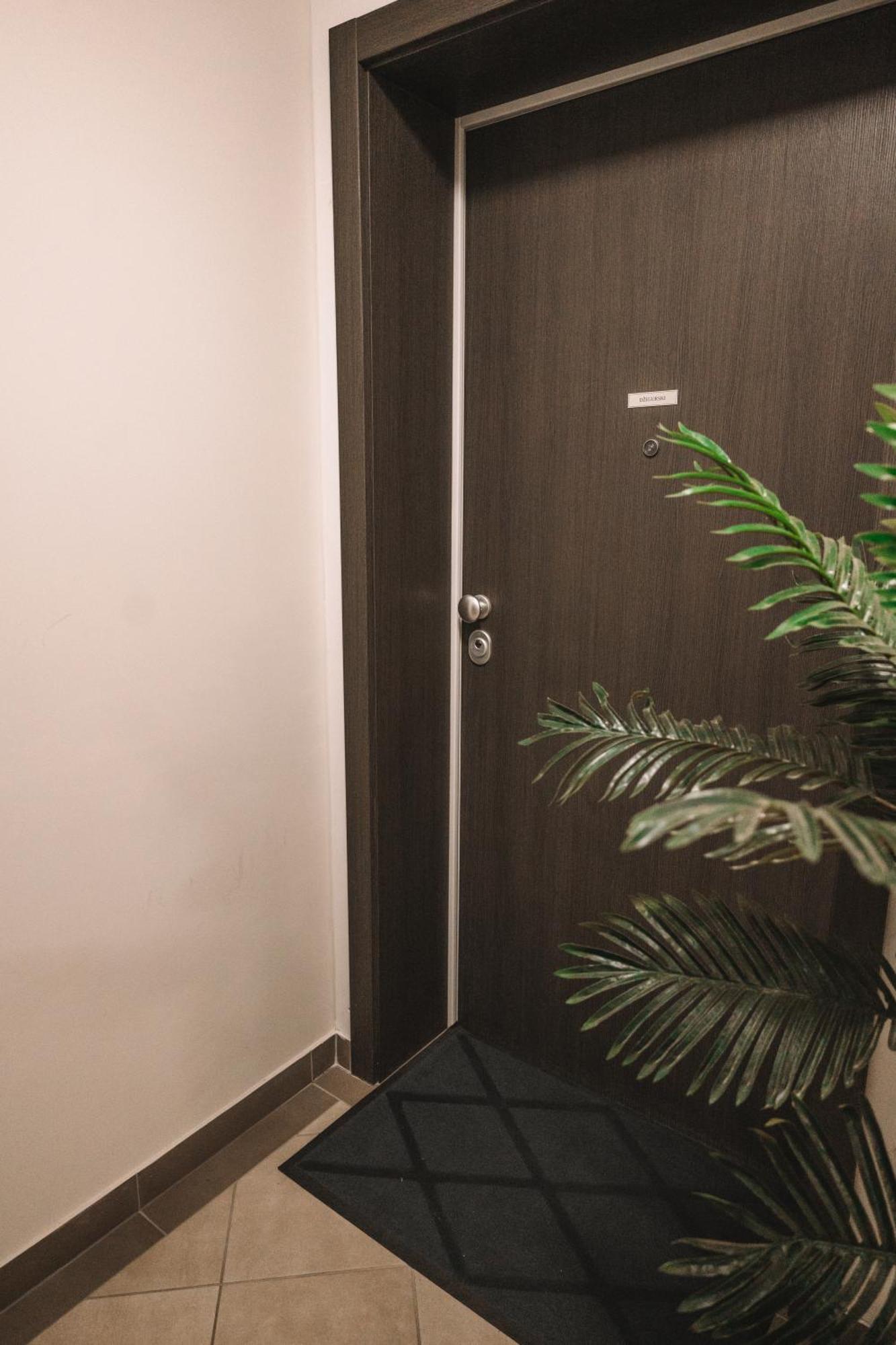 Flexible Selfcheckins 66 - Zagreb - Loggia - 80M2 - New - Luxury - Garage - 2 Bedrooms Kültér fotó