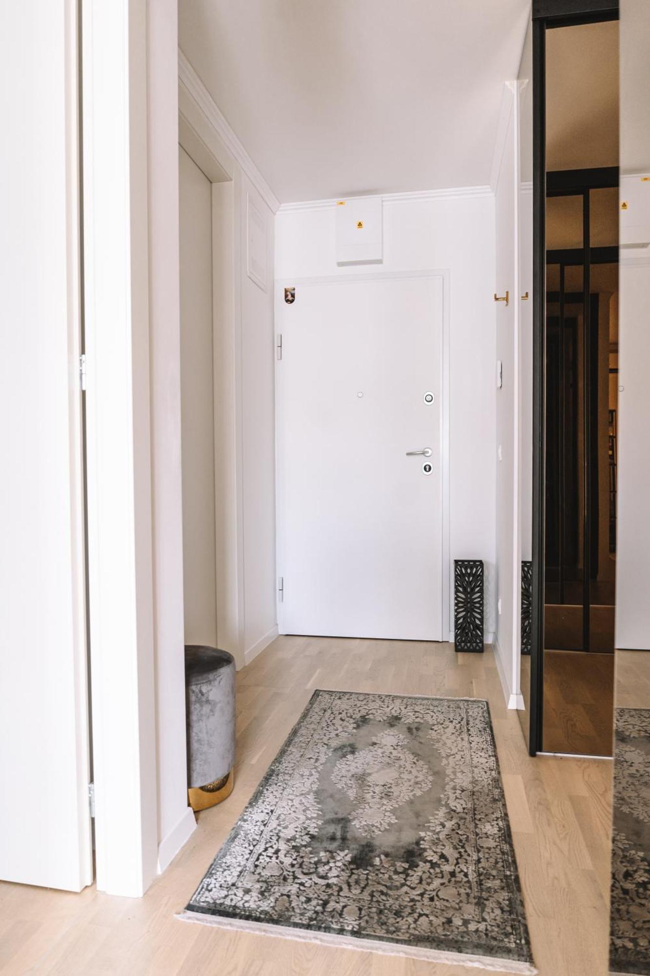 Flexible Selfcheckins 66 - Zagreb - Loggia - 80M2 - New - Luxury - Garage - 2 Bedrooms Kültér fotó