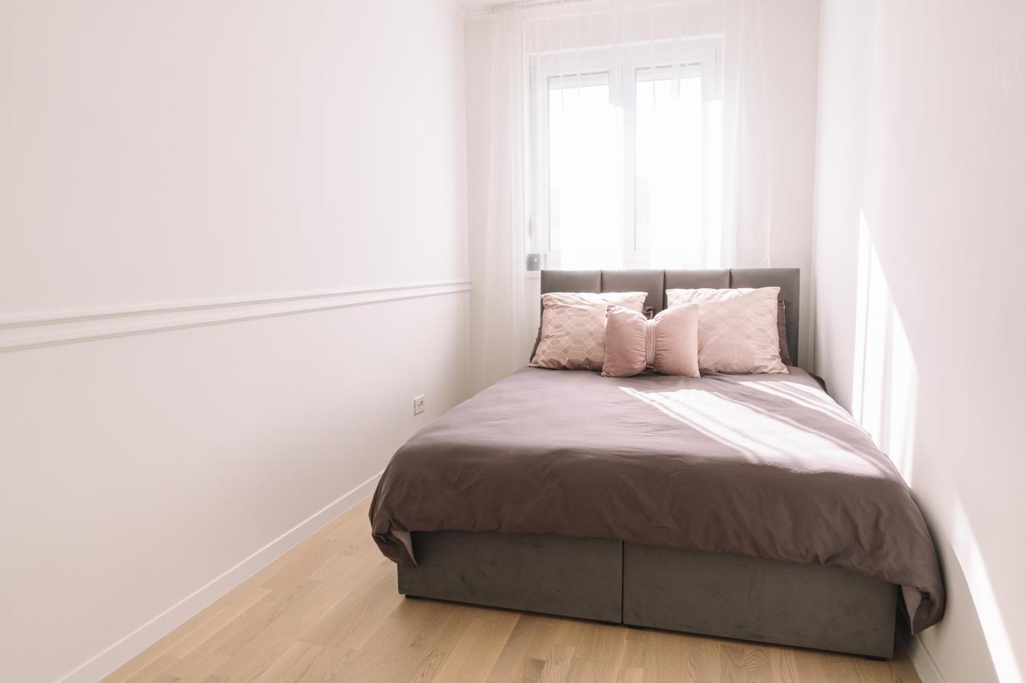 Flexible Selfcheckins 66 - Zagreb - Loggia - 80M2 - New - Luxury - Garage - 2 Bedrooms Kültér fotó