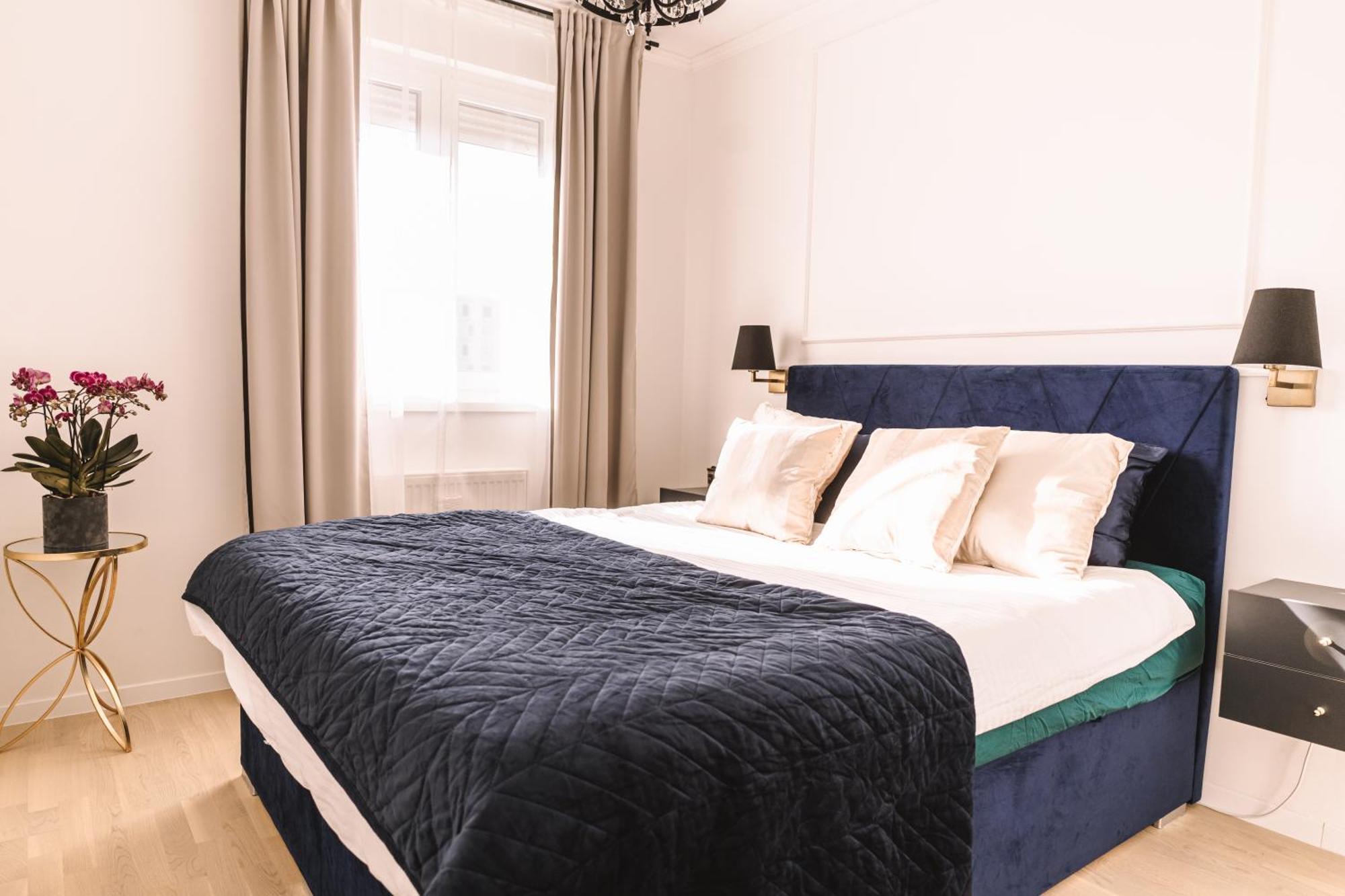 Flexible Selfcheckins 66 - Zagreb - Loggia - 80M2 - New - Luxury - Garage - 2 Bedrooms Kültér fotó